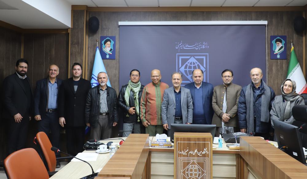 نشست تعدادی از پژوهشگران مطالعات فرهنگی و فعالان بین‌المللی حوزه حقوق بشر با رئیس دانشگاه