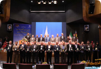 اهدای نشان سرو به رئیس دانشگاه بهعنوان رئیس برتر دانشگاه های کشور